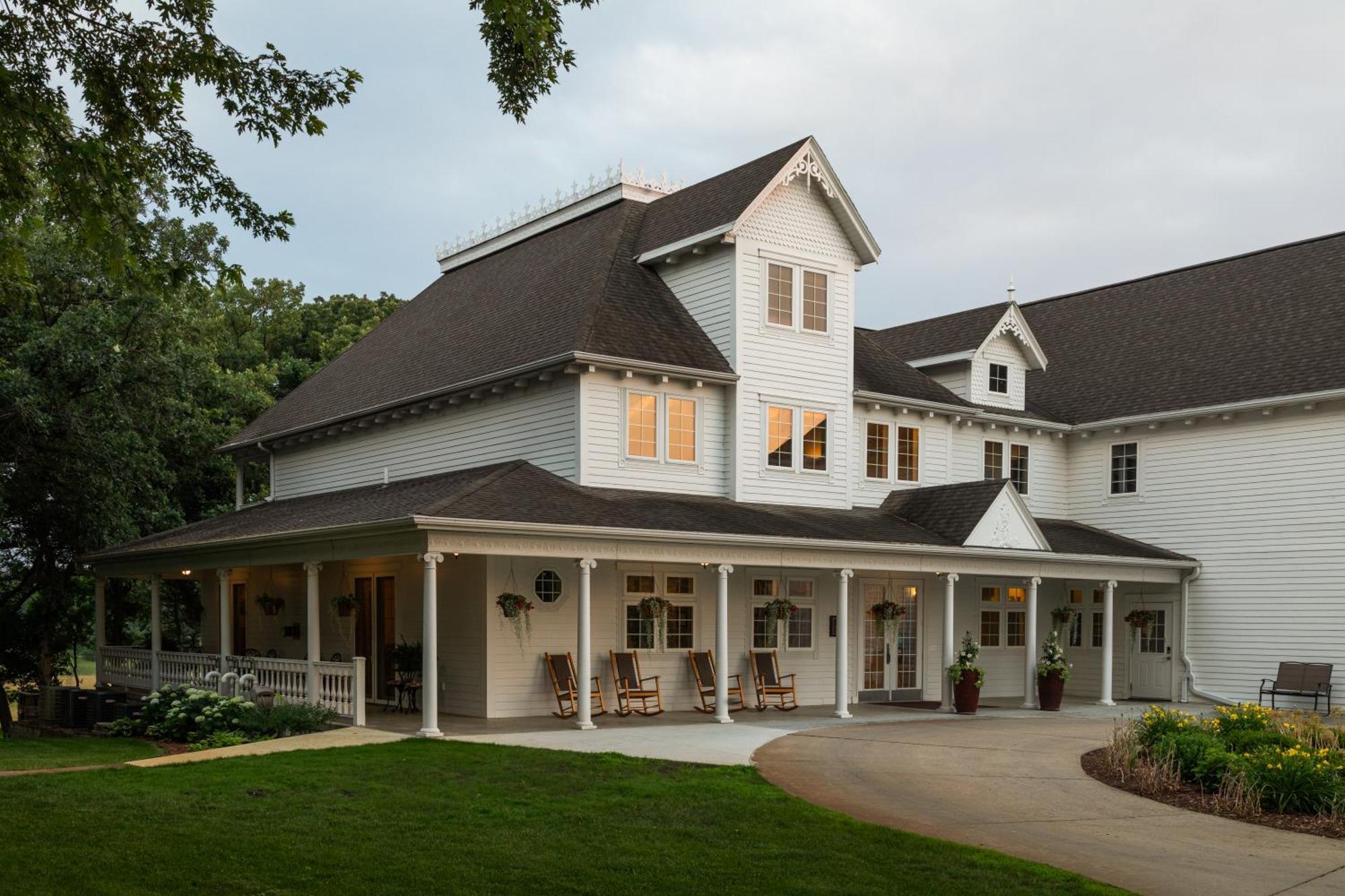 The Oakwood Inn オカボジ エクステリア 写真